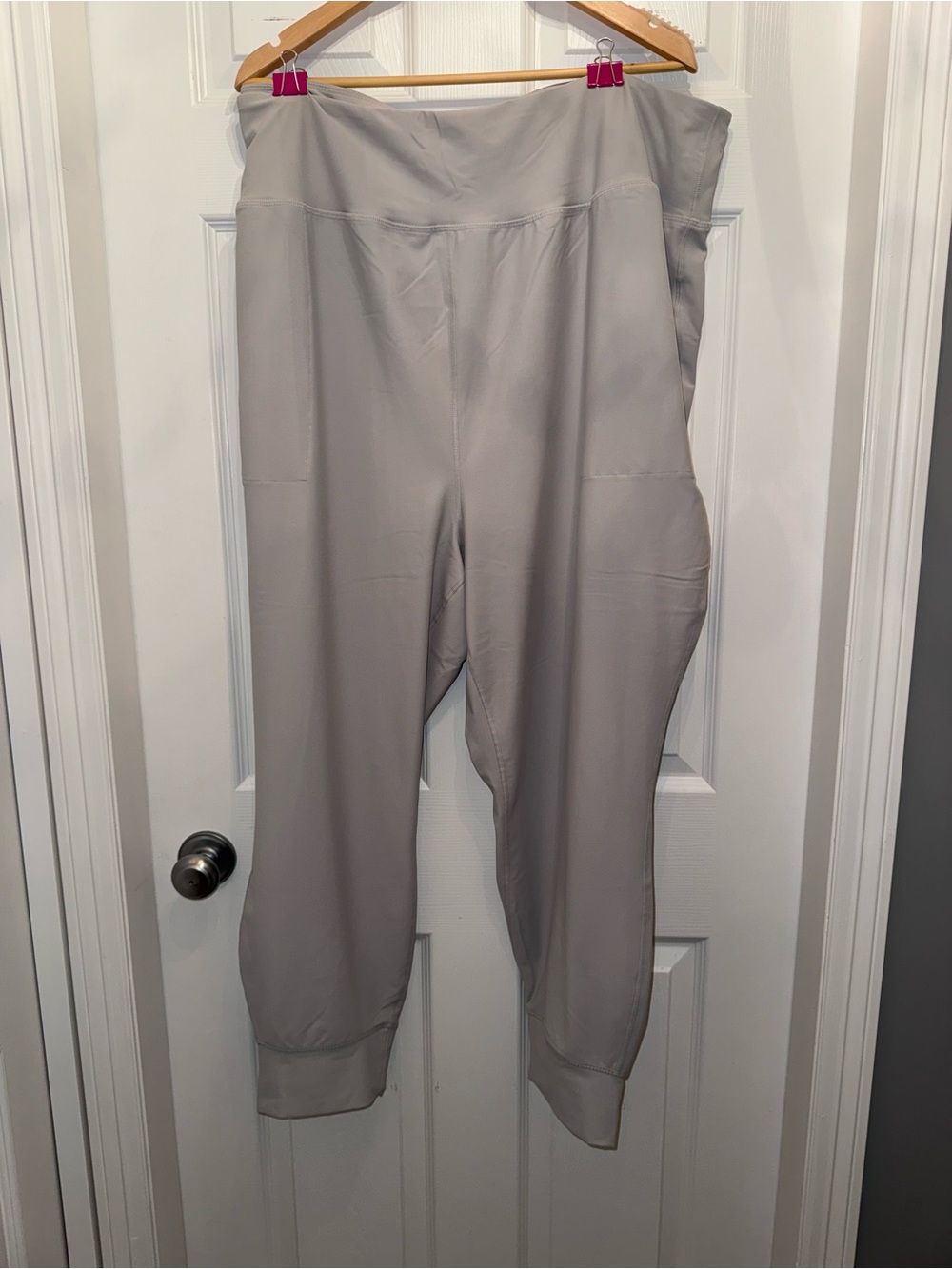 Old Navy Light Gray High-Rise Pull-On Joggers